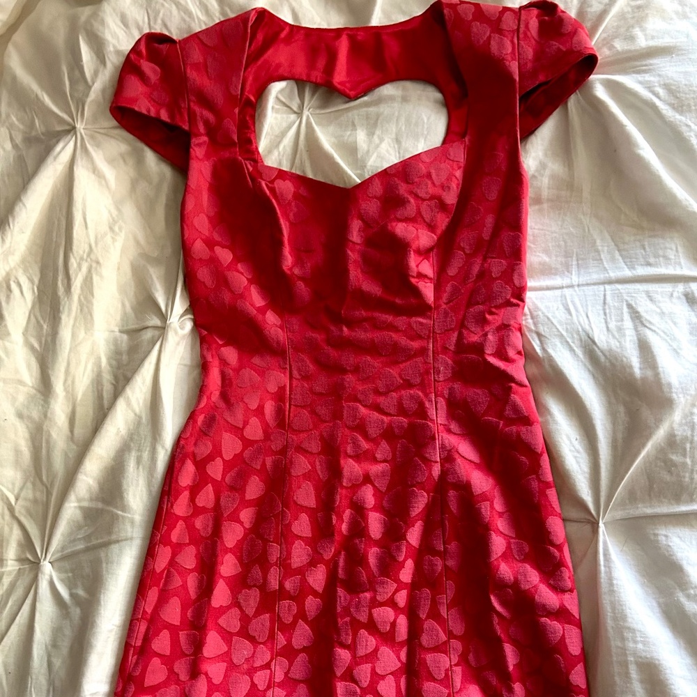 GUESS Heart Cut Out Cocktail Mini Dress | Red | Size 2